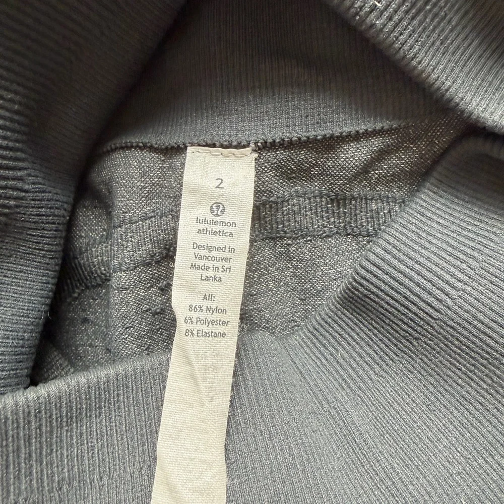 lululemon athletica Dark Gray Speckled Leggings - Picture 4 of 4